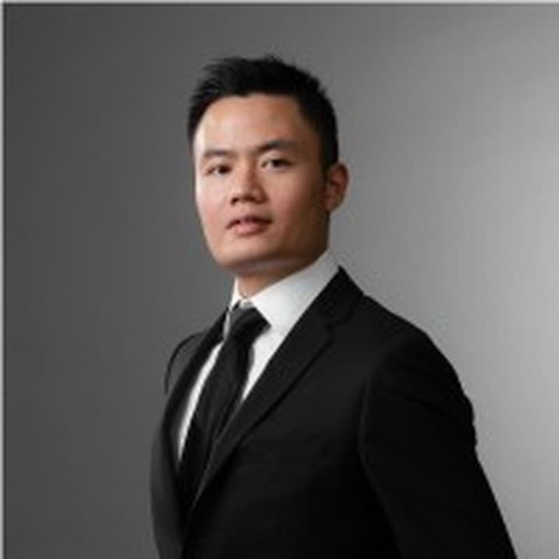 Dr. Bruce Nguyen — portrait